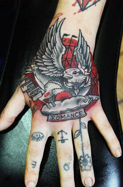 tatuajes en las manos