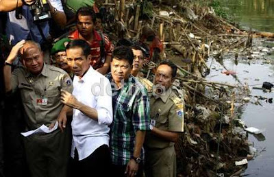 jokowi, jokowi gubernur, jokowi pemberani, gubernur paling berani, gubernur paling berani