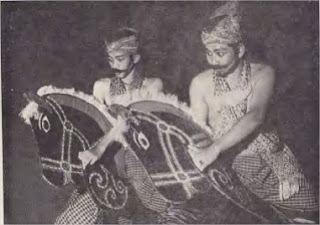 Tari Kuda Kepang