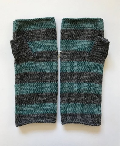 pointelle design fingerless