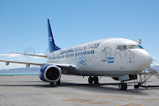 B737700 d'Aerolineas Argentinas sur le tarmac de l'aéroport d'El Calafate . (copie)