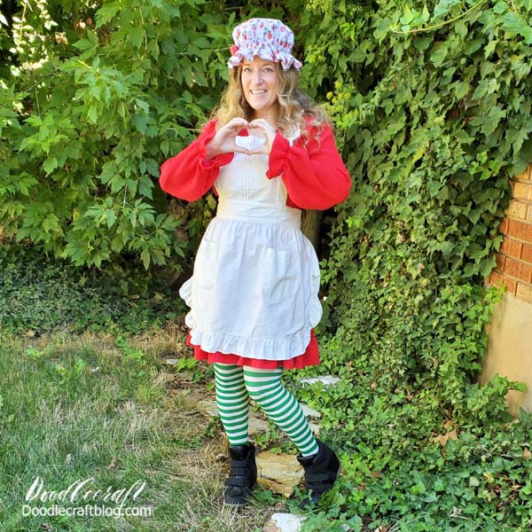 Strawberry Shortcake Costume DIY!