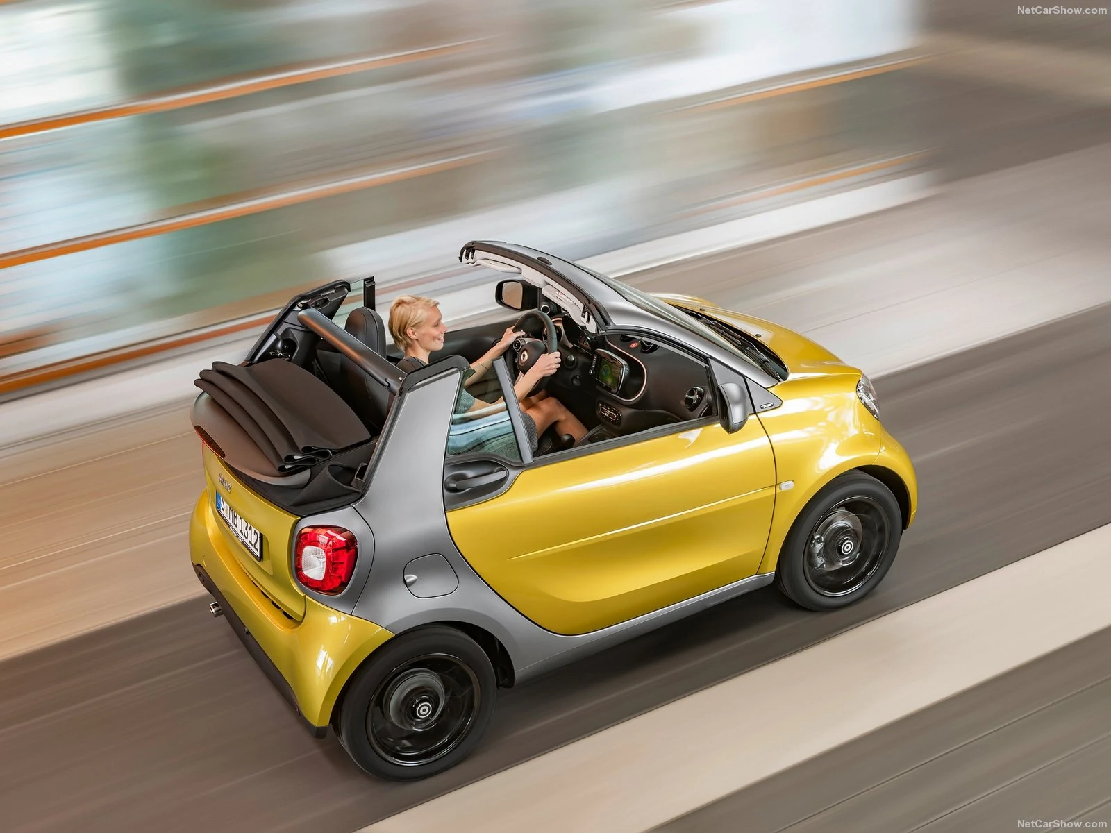 Hình ảnh xe ô tô Smart fortwo Cabrio 2016 & nội ngoại thất