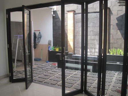 Model Kusen Pintu dan Jendela Aluminium 