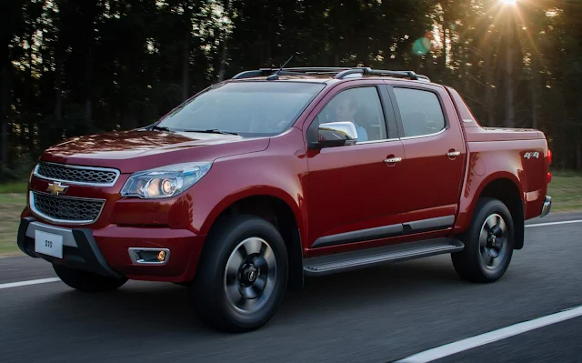 Chevrolet S-10 2016 High Country - vermelho Chilli