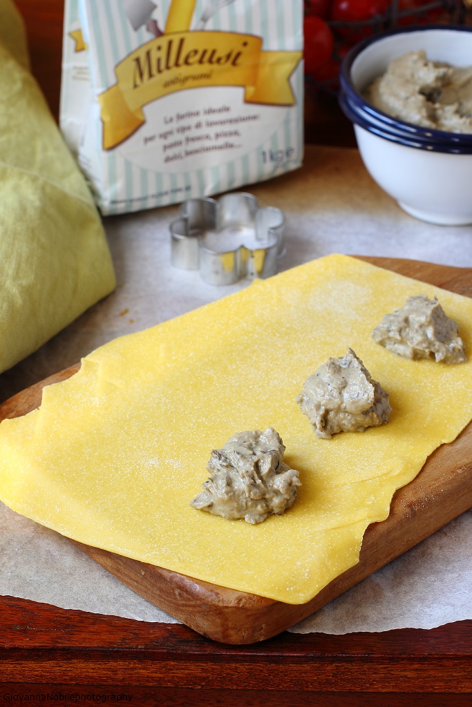 Ravioli farciti con ricotta di capra e melanzane