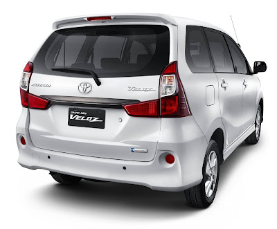 Toyota Avanza Veloz White Back