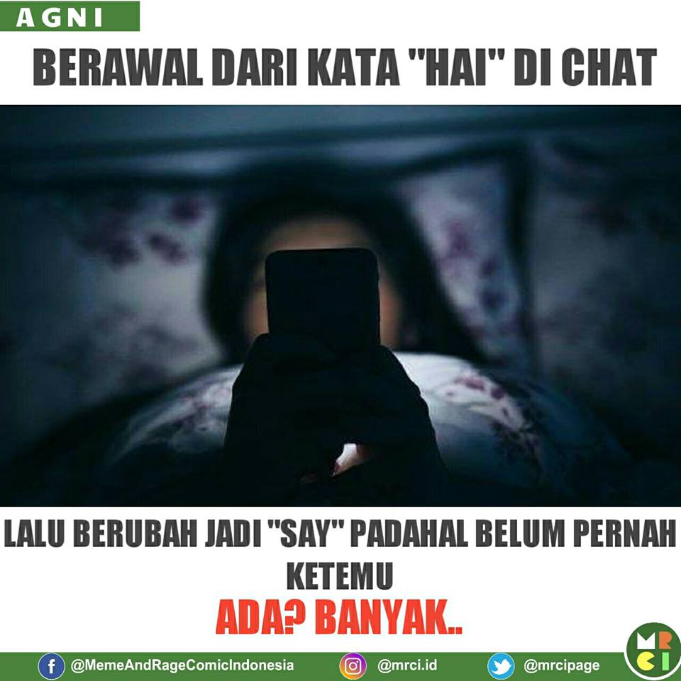 10 Meme Nggak Mudah Chatting Dengan Gebetan Ini Kocak Banget