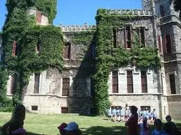 EL CASTILLO DE OBLIGADO Un castillo con historia épica y fantasma