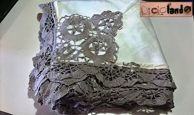 Tovaglia shabby chic con pizzo - Riciclo tovaglioli 8