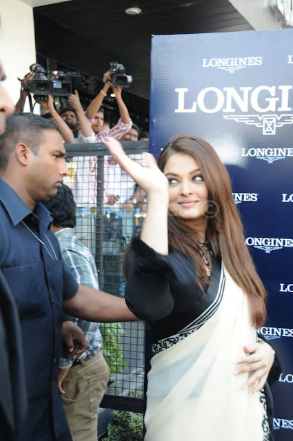 Aishwarya Rai Launch Longines Watch ShowRoom