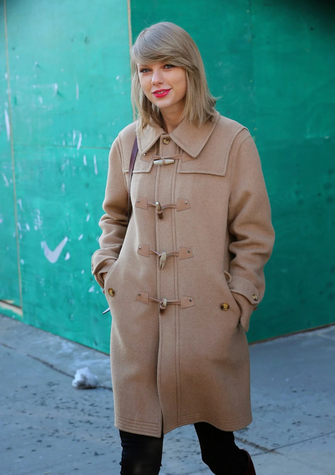 Taylor Swift – Out and about in NYC