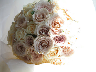 Vendella Metalina and Amnesia Rose bridal bouquet