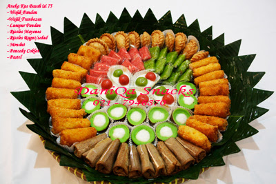 DaniQa Cake and Snack: Kue Basah
