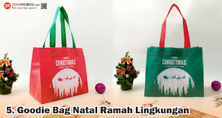 Goodie Bag Natal Ramah Lingkungan merupakan salah satu inspirasi souvenir natal terbaik untuk karyawan dan rekan kerja