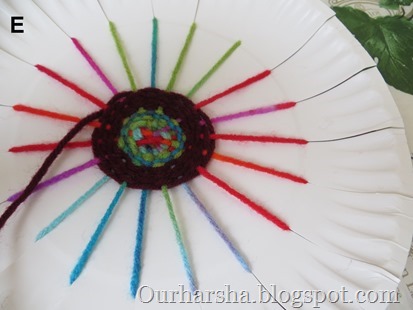 Paper Plate Weaving (5)