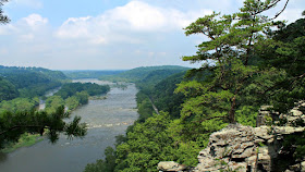 The Maryland Heights Trail, an 4 mile round trip hike just off from the Appalachian Trail, is a challenging hike that ends in rewarding views of Harpers Ferry and the Potomac & Shenandoah Rivers below.