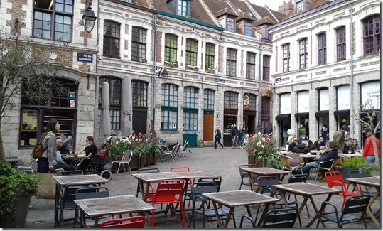 Place aux Oignons (2)