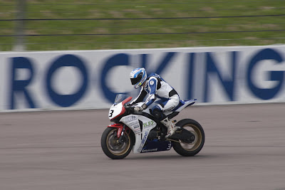 Motorcycle racing at Rockingham