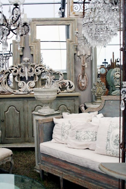 Shabby chic living room