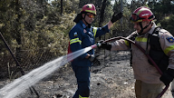 Φωτια Στη Μανη Τωρα / Σύμφωνα με πληροφορίες του fly από την πυροσβεστική γυθείου, η πυρκαγιά ξέσπασε περίπου στις 13.