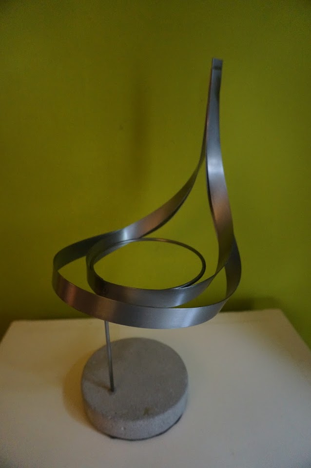 sculpture design metallic 