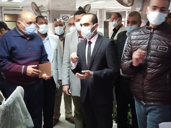 نائب محافظ سوهاج يتفقد مستشفى المراغة المركزي