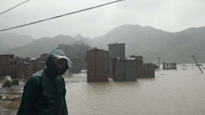 GRAVES INUNDACIONES EN CHINA