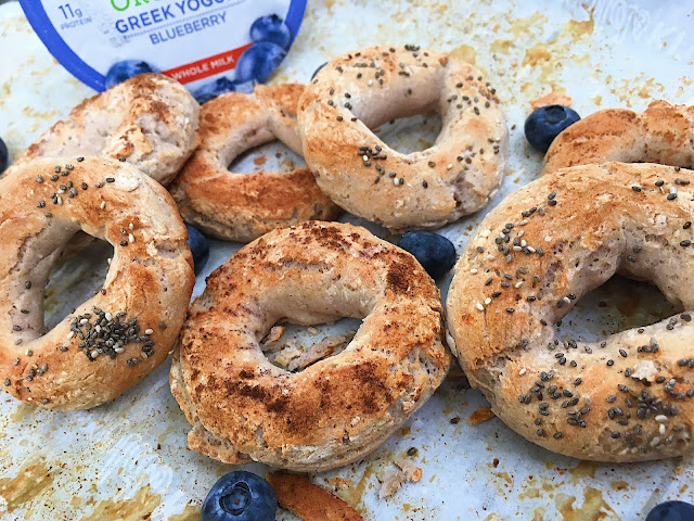 3-Ingredient Blueberry Cheesecake Bagels (Gluten Free, Egg Free)