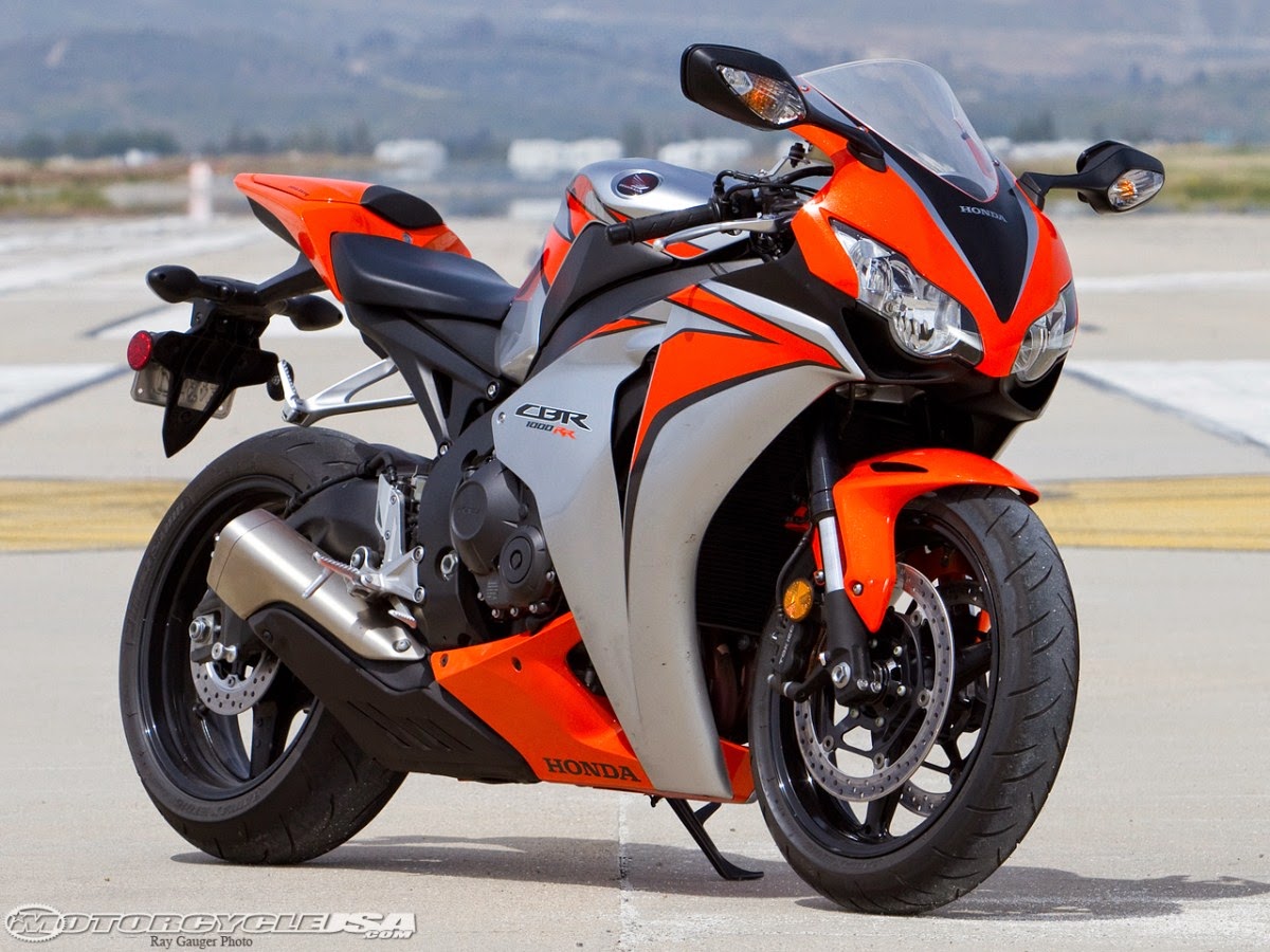 Honda CBR1000RR Photos