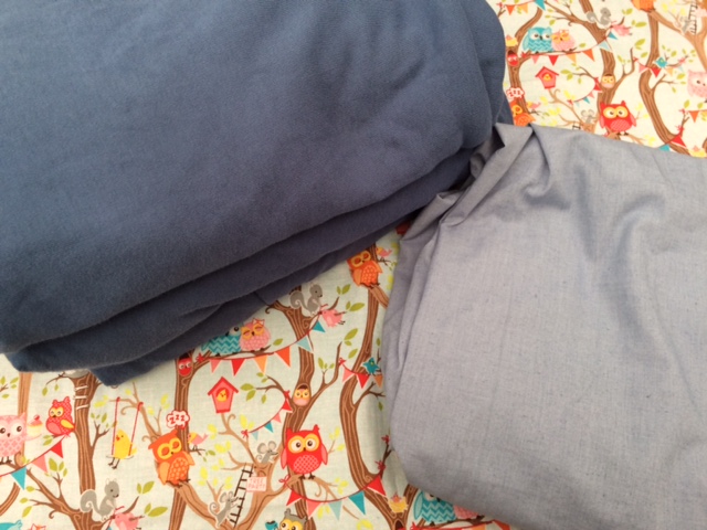 Dyed sheets and pillowcase