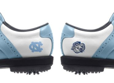 UNC golf shoes with school logos of the UNC logo and the Tar Heel Ram ...