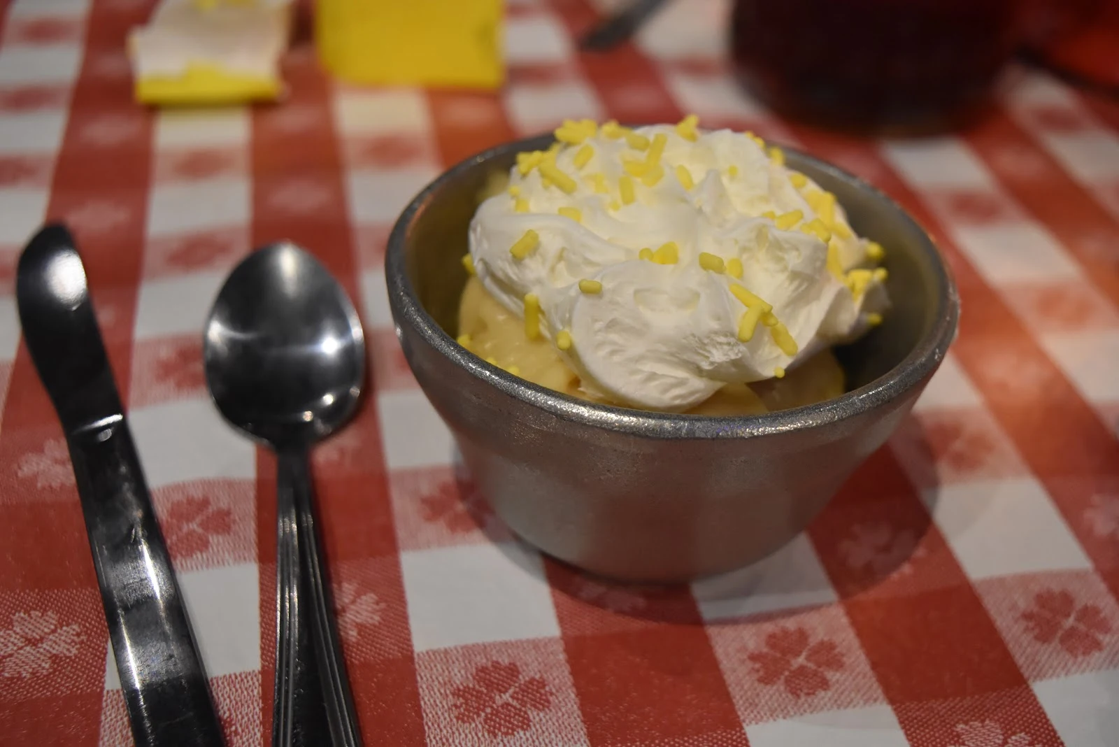 The Best Comedy Dinner Show in Pigeon Forge: Hatfield & McCoy Dinner Feud