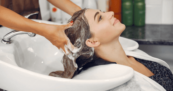 8 Urutan Hair Care Harian Untuk Remaja yang Benar, Agar Tidak Merusak Rambut