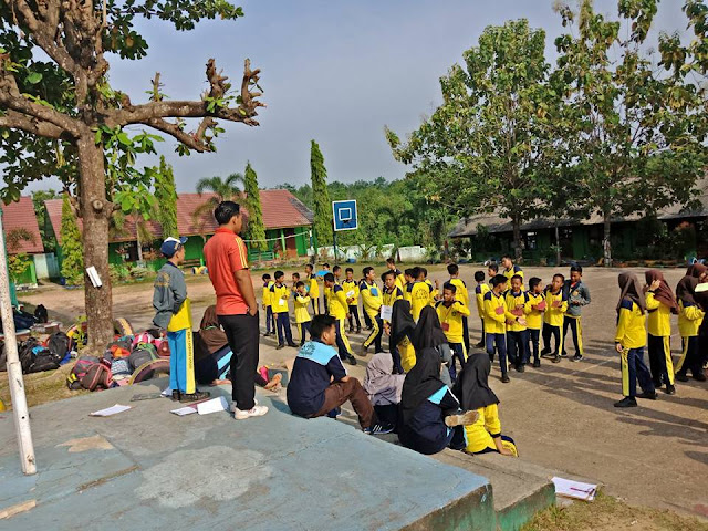 gambar kegiatan Ekstrakurikuler Di Sekolah