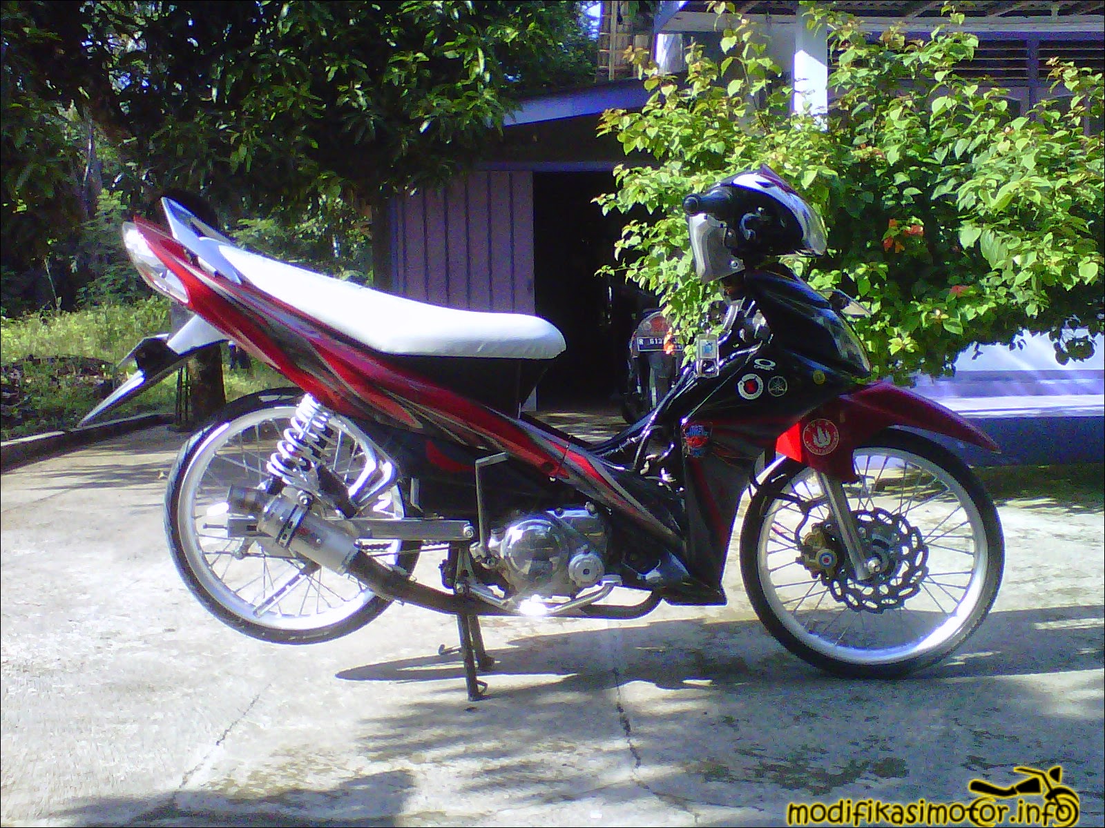 Download 90 Photo Modifikasi Motor Jupiter Z Terkeren Kk Jupiter