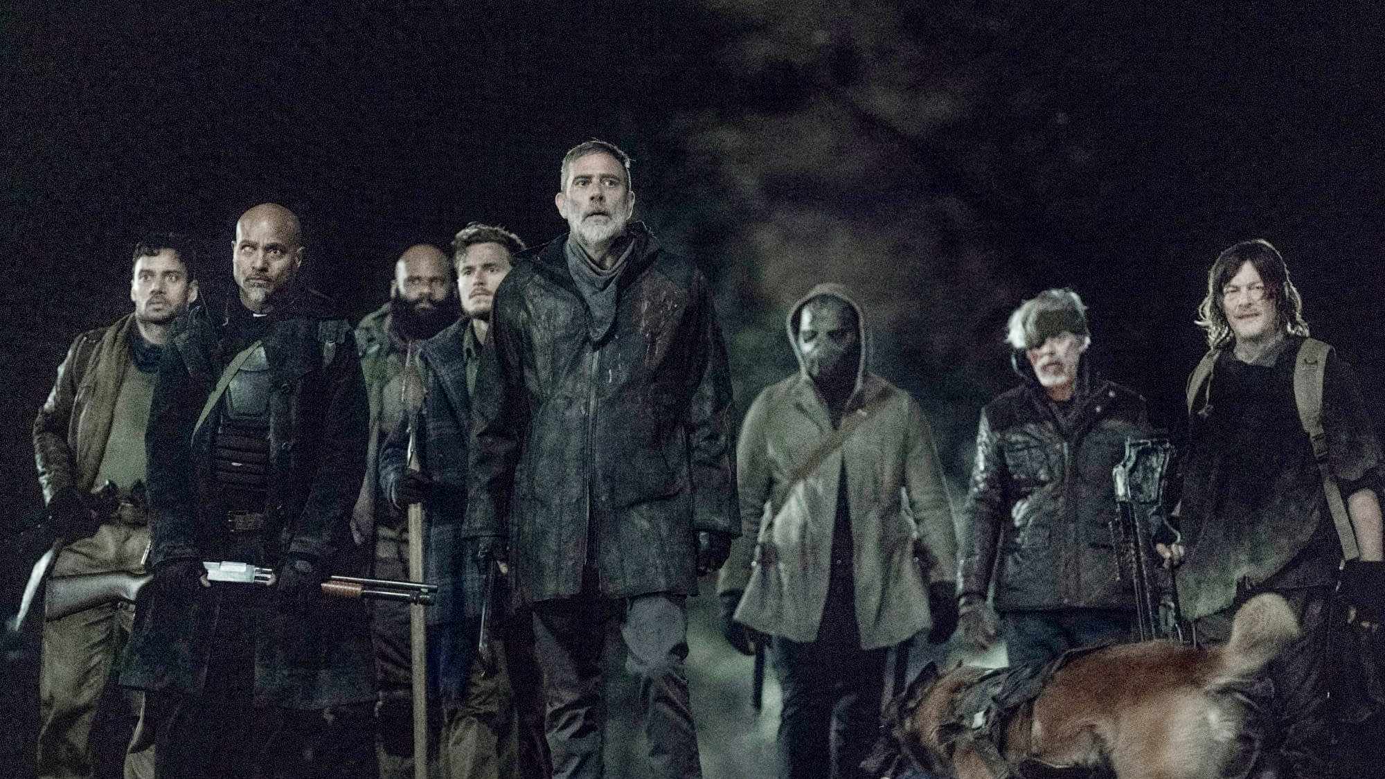 El grupo con Negan a la cabeza sale a la superficie en el 11x02