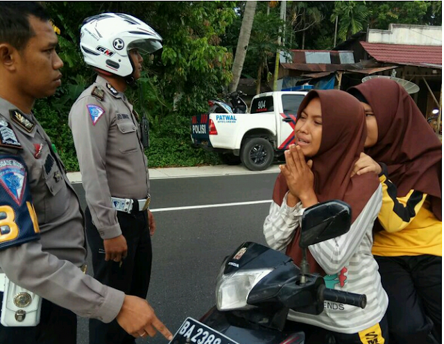 Alasan Orang tidak Memakai Helm, Emang Kenapa kalau Naik Motor tidak Pakai Helm?