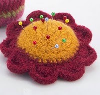 http://translate.googleusercontent.com/translate_c?depth=1&hl=es&prev=search&rurl=translate.google.es&sl=en&u=http://www.bhg.com/crafts/knitting/crocheting-projects/crocheted-pincushion/&usg=ALkJrhi3aolmINN-Zj0tlf6TF3NpH8HBIw