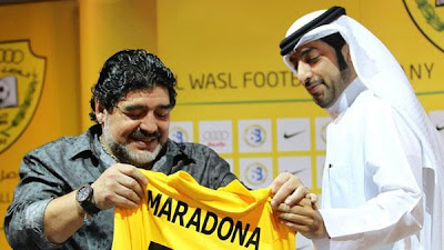 Y respondió Maradona: "Quiero continuar en Al Wasl"