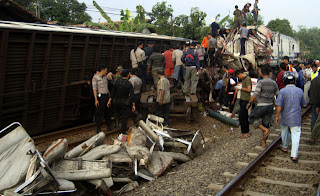 tabrakan Kereta Senja Utama