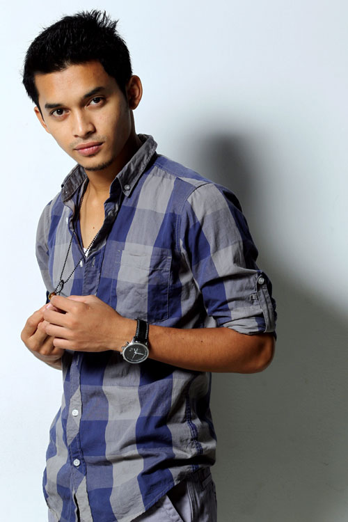 aeril zafrel, gambar aeril zafrel seksi, biodata aeril zafrel