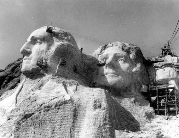 Ultimate Collection Of Rare Historical Photos. A Big Piece Of History (200 Pictures) - Construction of Mount Rushmore