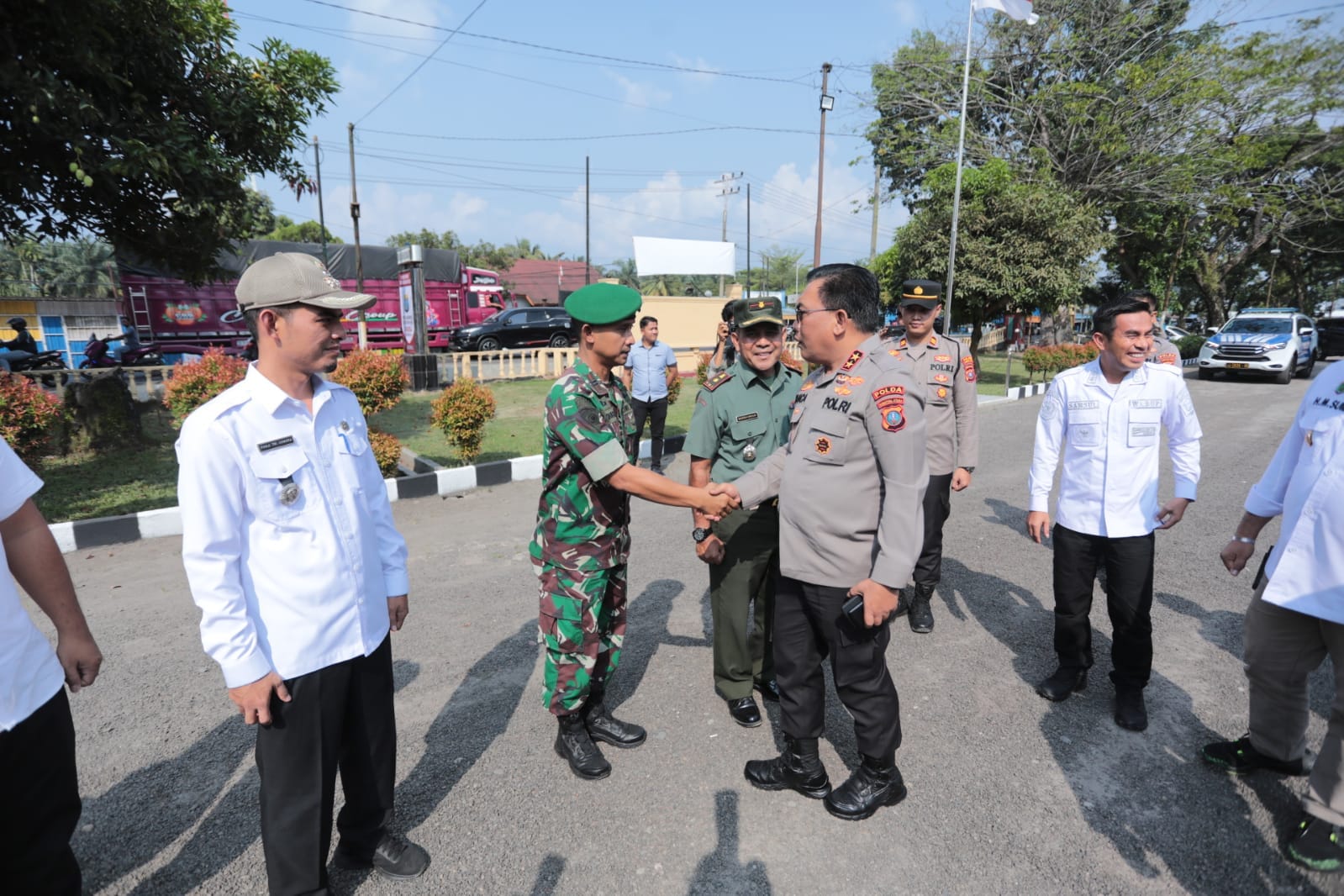 Aek Kanopan Titik Kemacetan, Kapolda Minta  Pemda Siap Hadapi Arus Mudik 