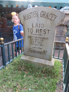 Master Gracey Tombstone Haunted Mansion Queue Line Magic Kingdom Disney World