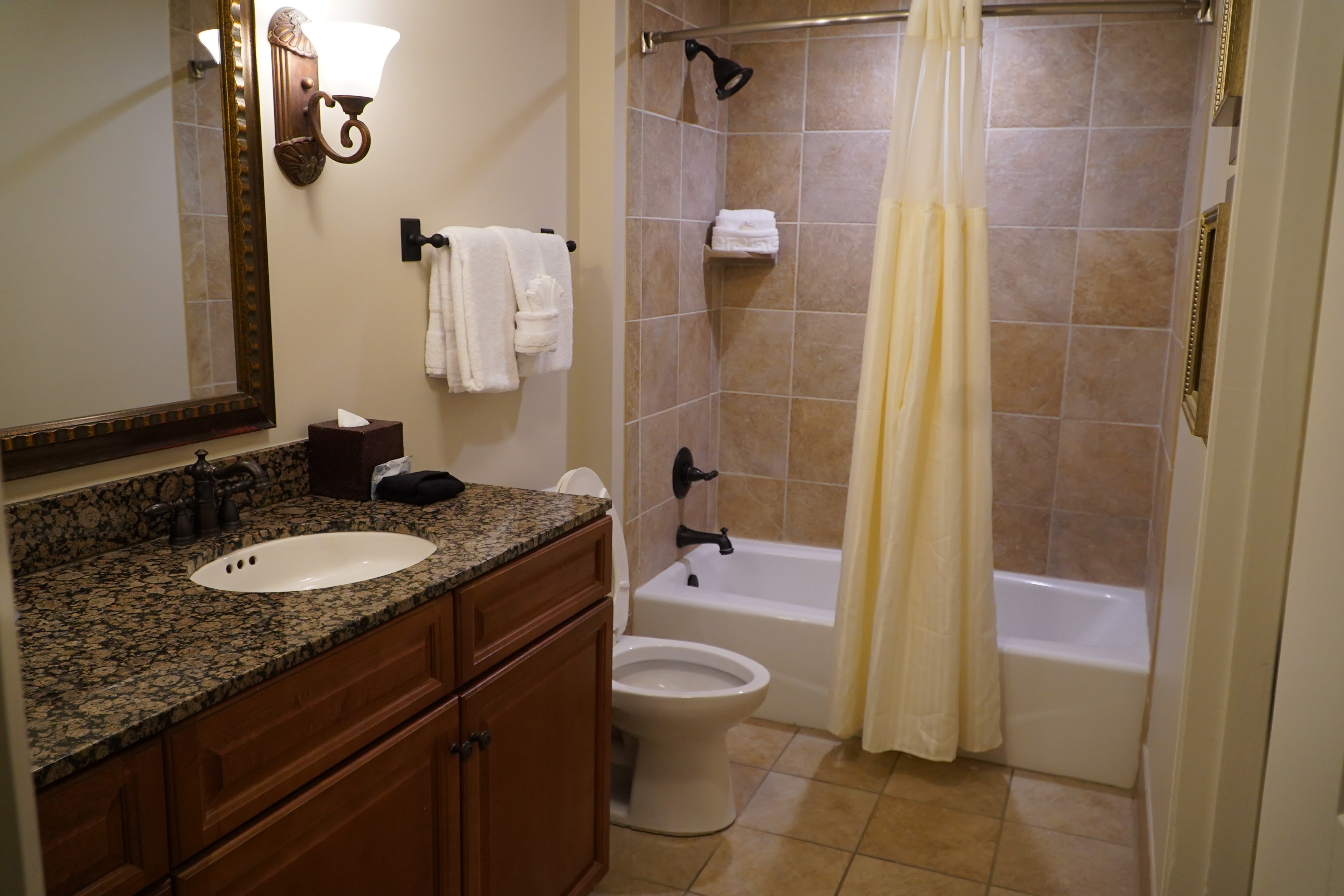 Riverstone Resort and Spa Guest Bathroom