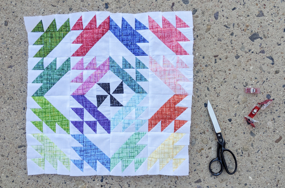 How to: Cut curve free strips for a quilt – LynsAvenue