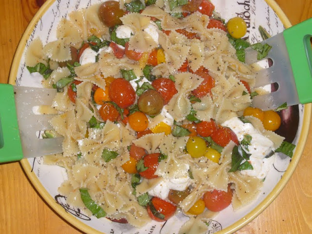 Roasted Heirloom Tomato Caprese Pasta