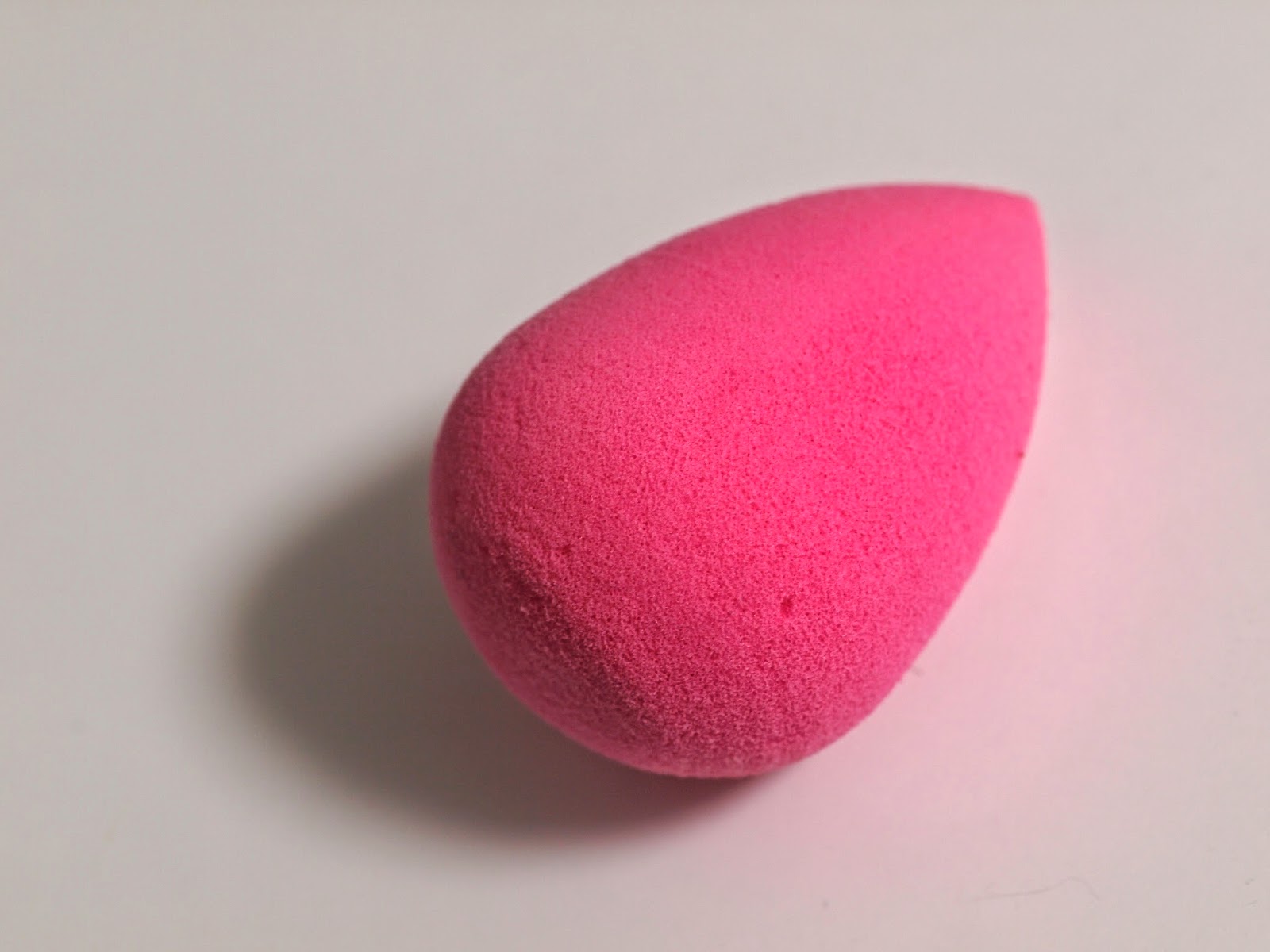 海外コスメとか英語とか クリーム リキッドファンデに最適 Beauty Blender スポンジ