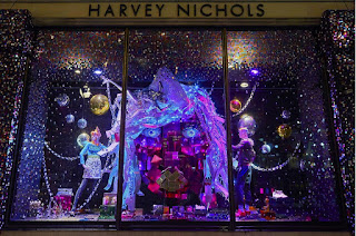 Green Pear Diaries, escaparates, visual merchandising, navidad, Harvey Nichols, Studio 54